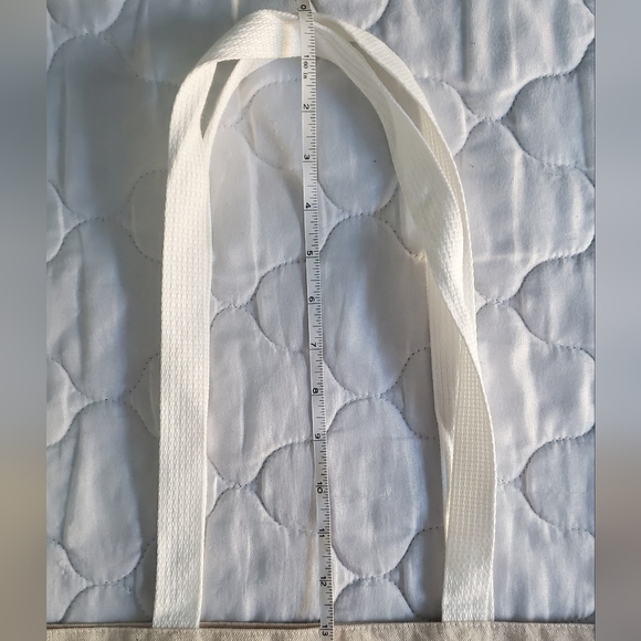 OUTDOOR VOICES Signature Tote - Picture 8 of 10